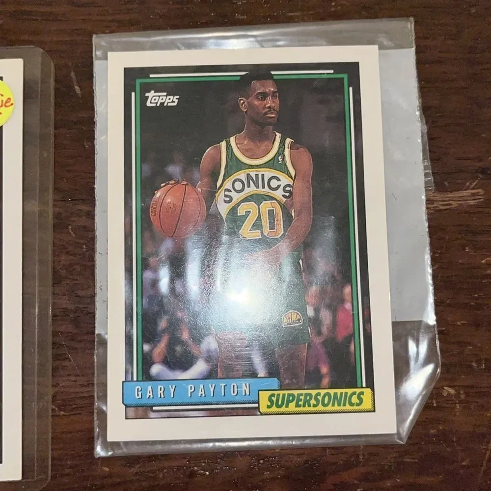 1989 Ken Griffey Jr Seattle Mariners Rookie & 1992 Gary Payton SuperSonics Card
